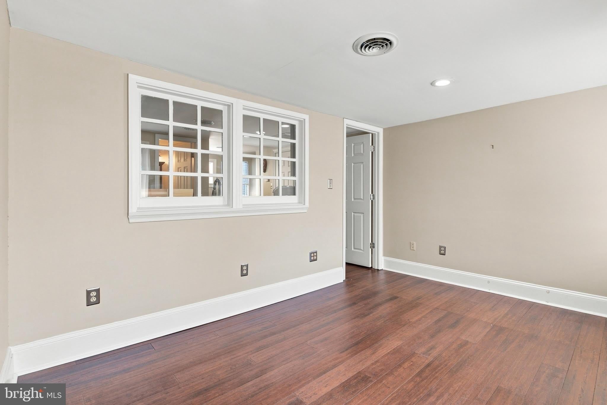 16 W BOSCAWEN Street – photo 5