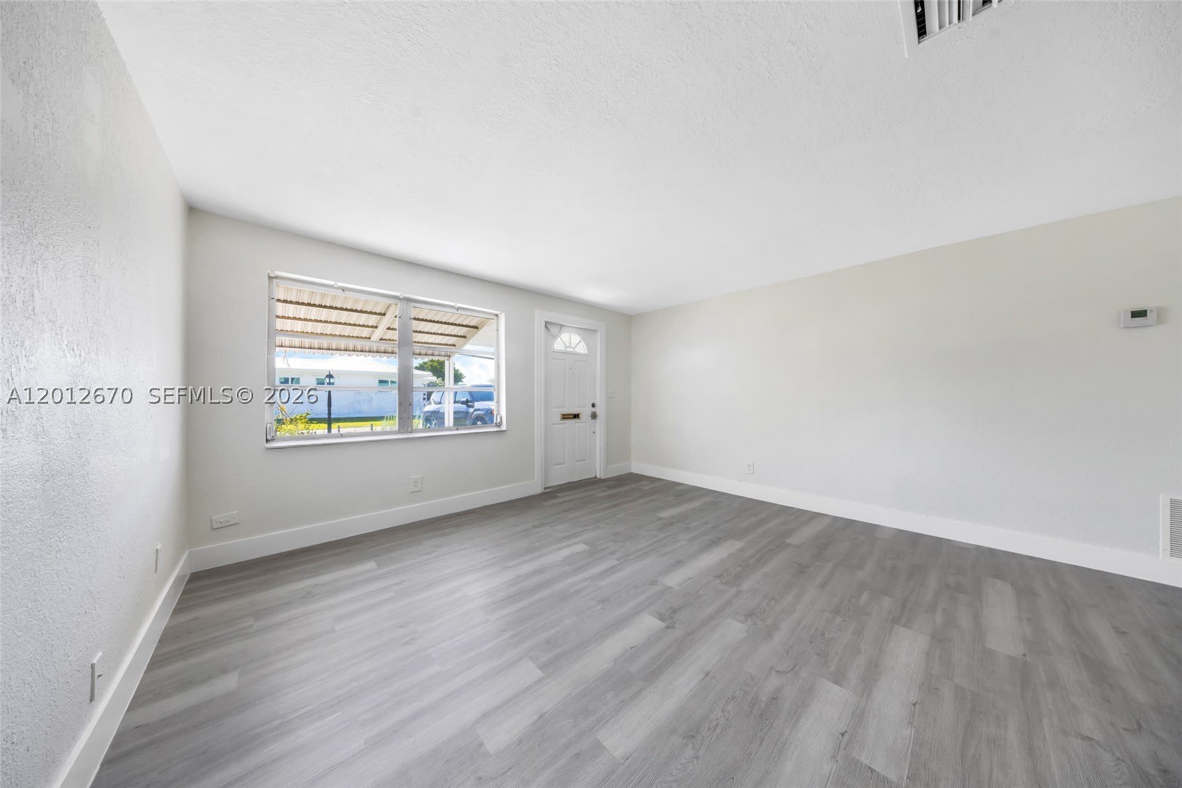 2520 NW 2nd Dr – photo 5