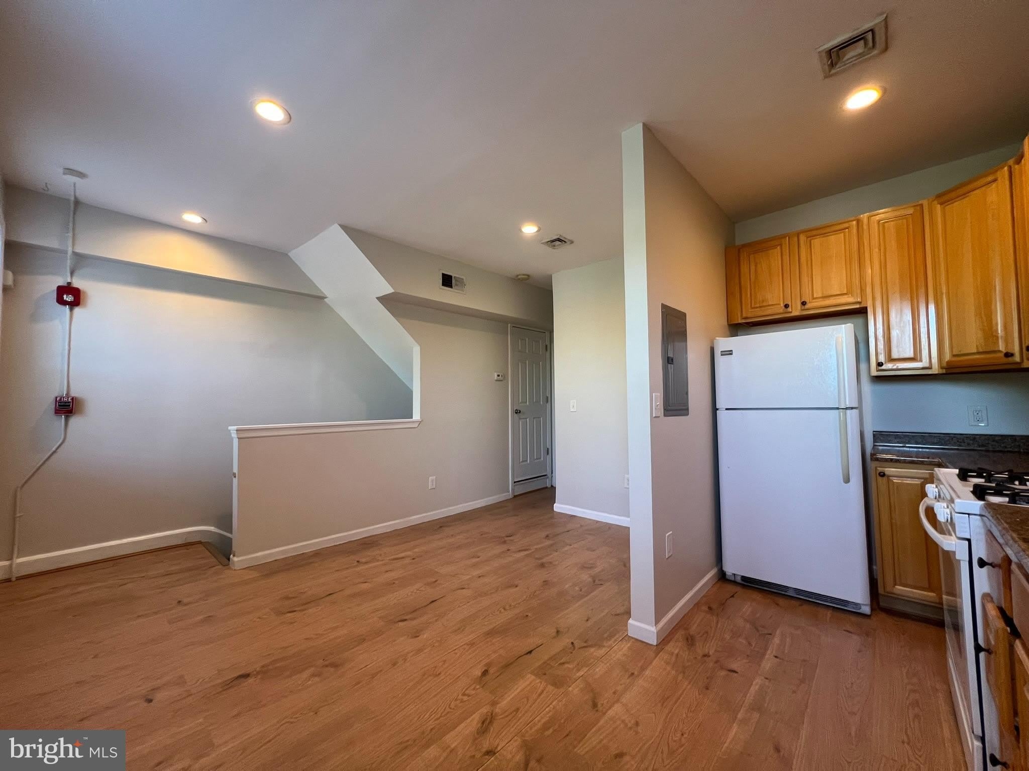 255 MERCER Street – photo 5