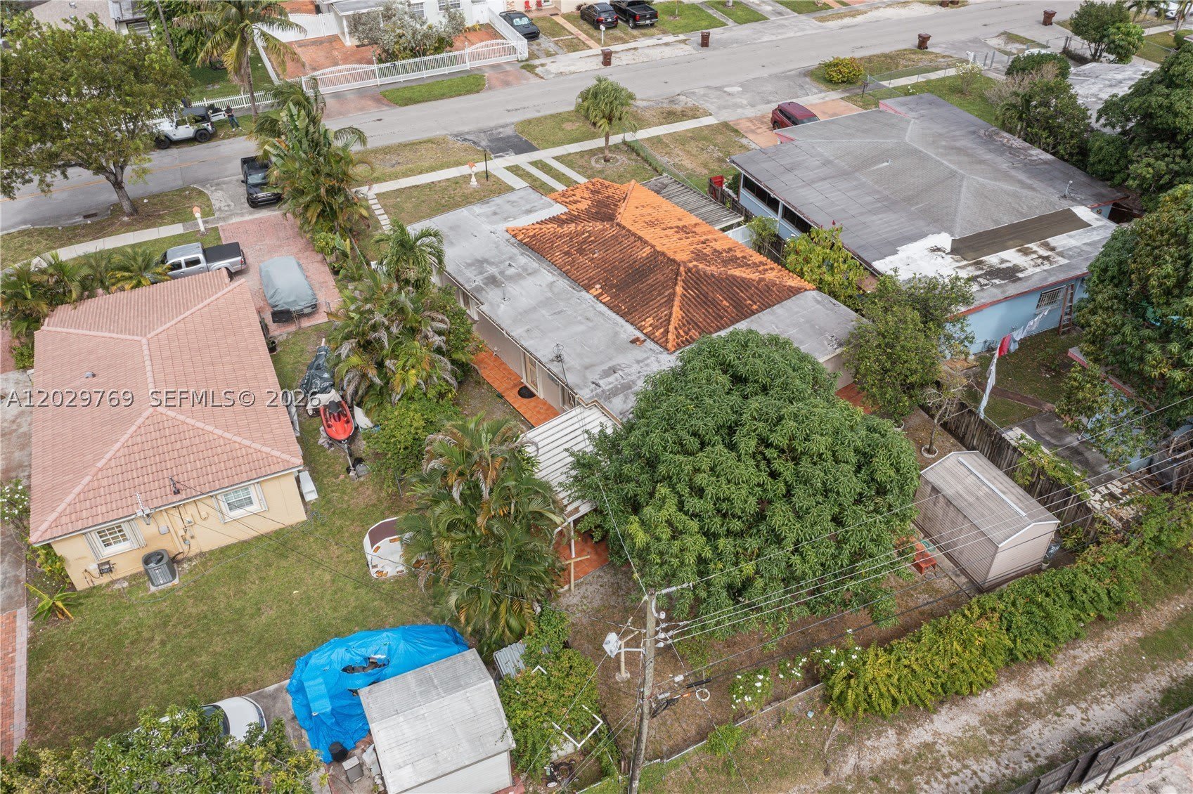 210 E 61St St – photo 5