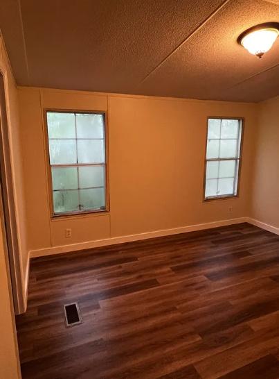 180-2 Dixon Road – photo 3