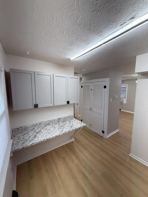 528 Booker Street – photo 4