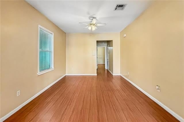 1137 DESLONDE Street – photo 5