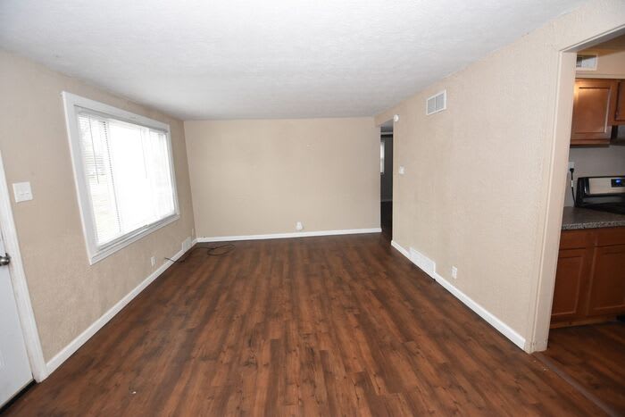 1326 Eastbrook Drive – photo 3