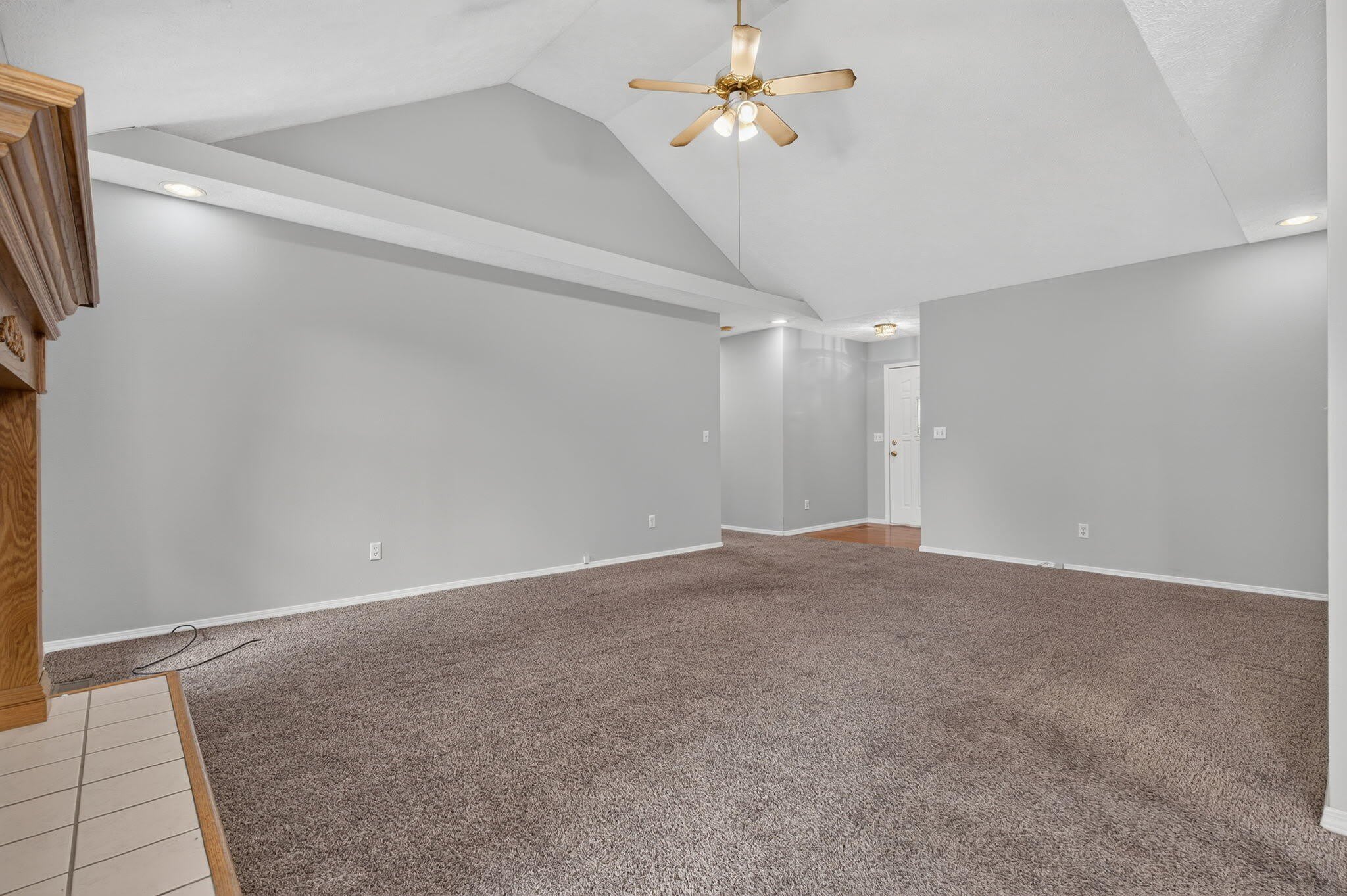 1006 W Cobblefield Way – photo 5