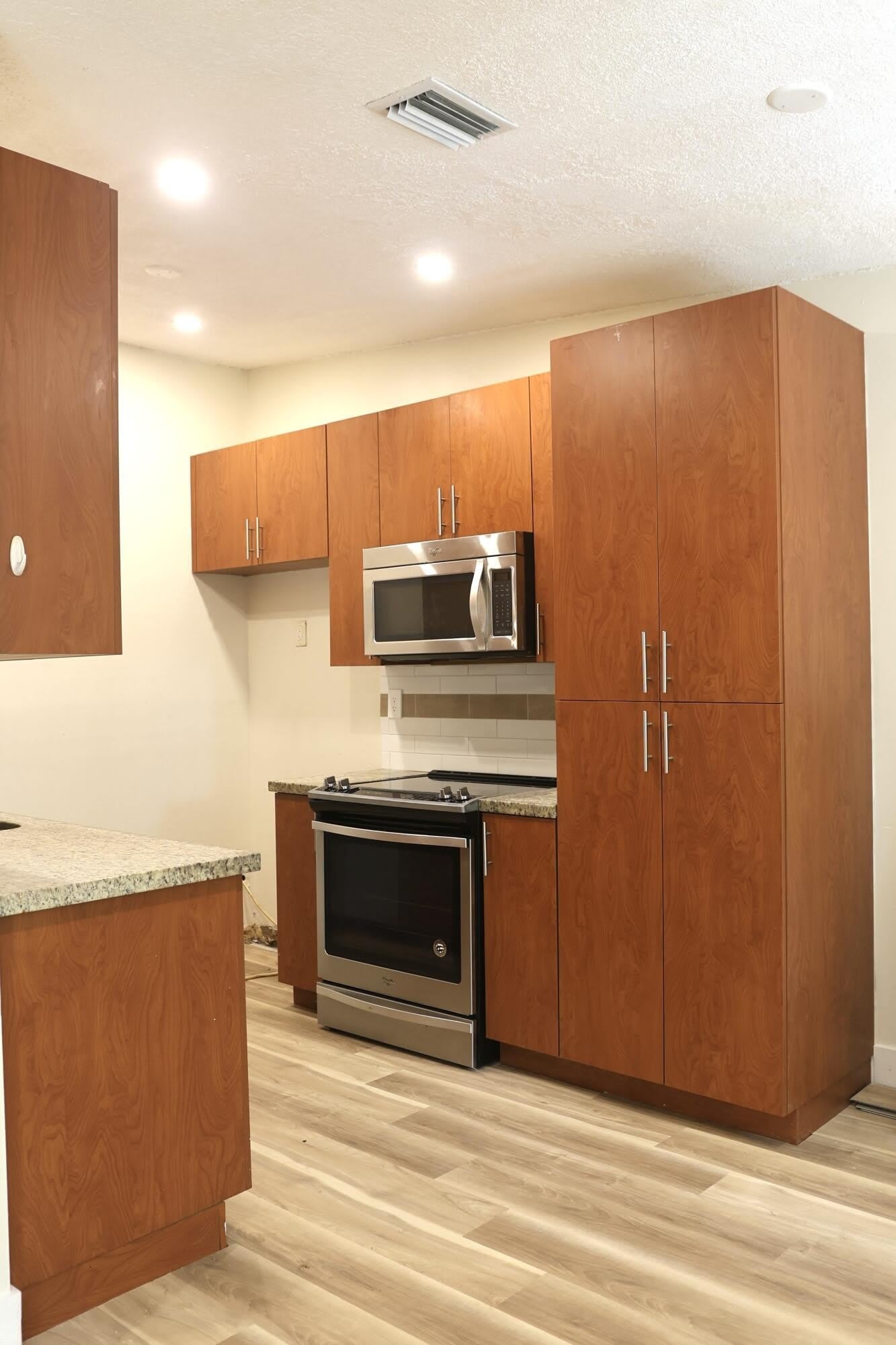 7914 Pembroke Road – photo 3