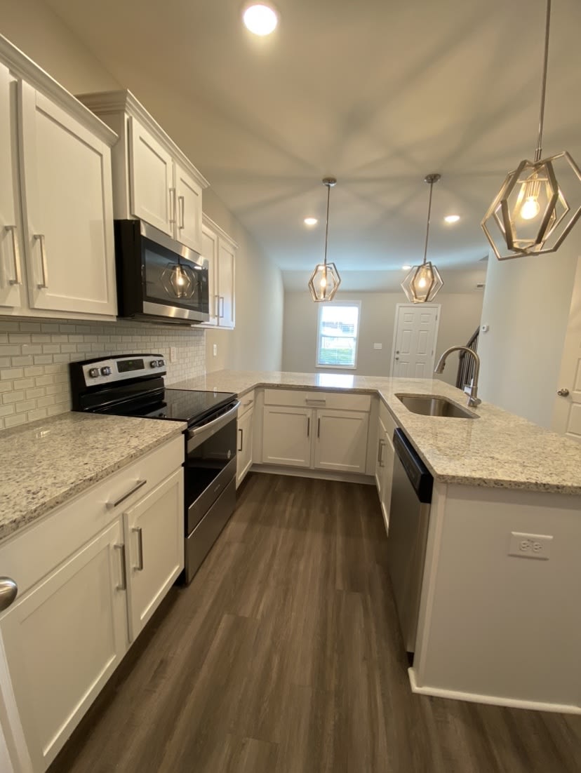 1020 Glenkirk Drive – photo 4