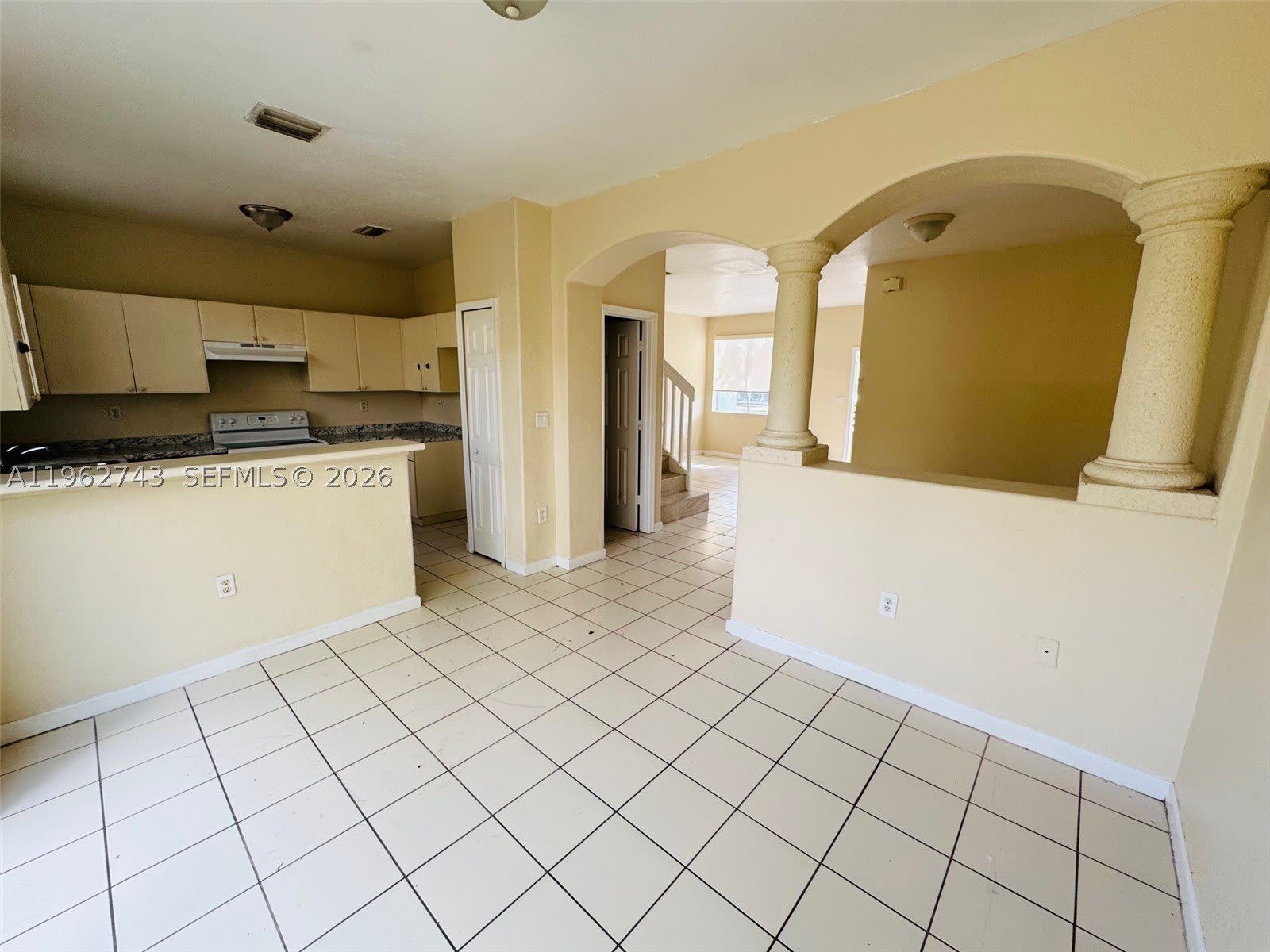 1601 SE 24th Ct – photo 5