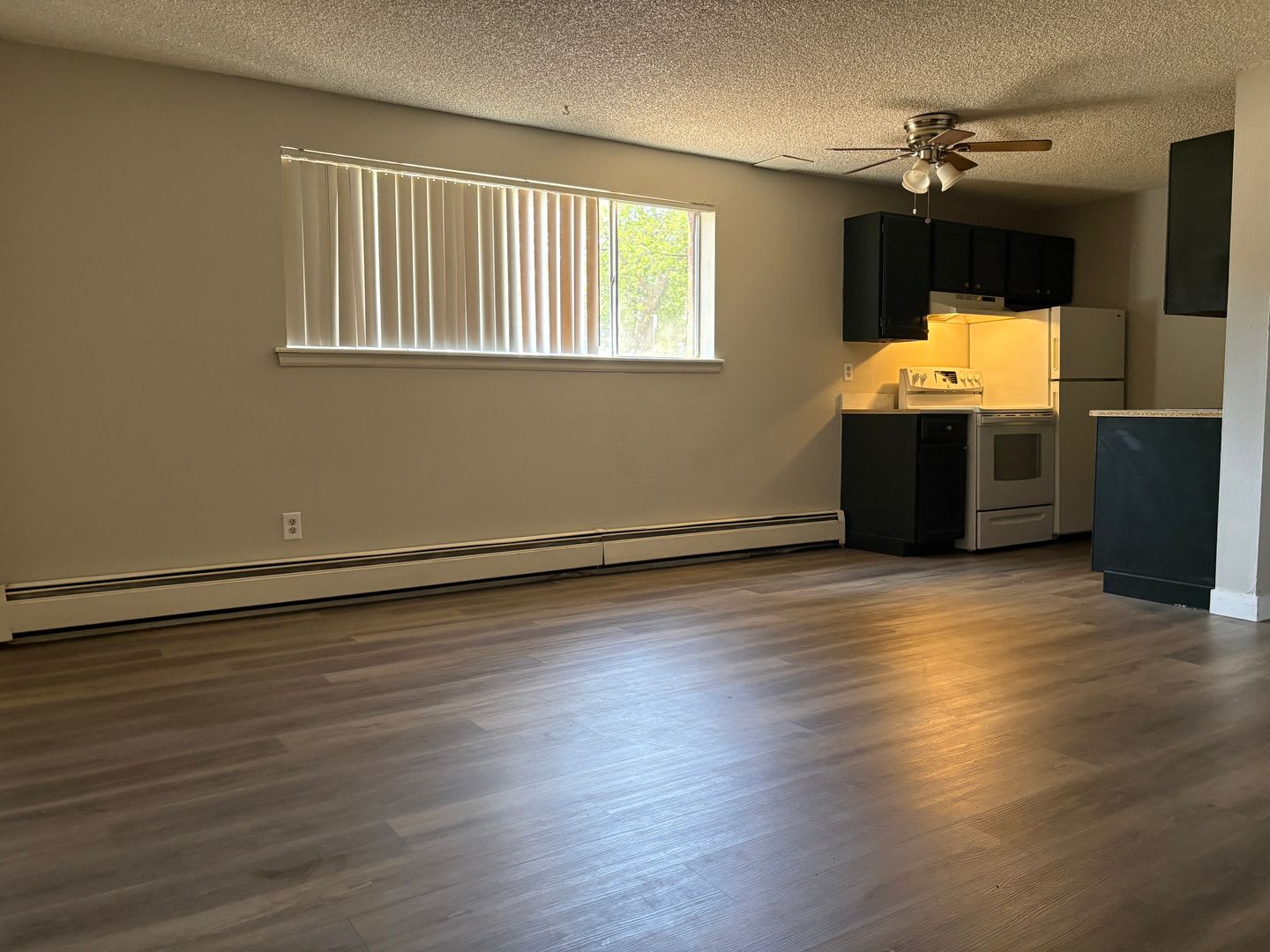 1 Bed 1 Bath in Littleton – photo 2