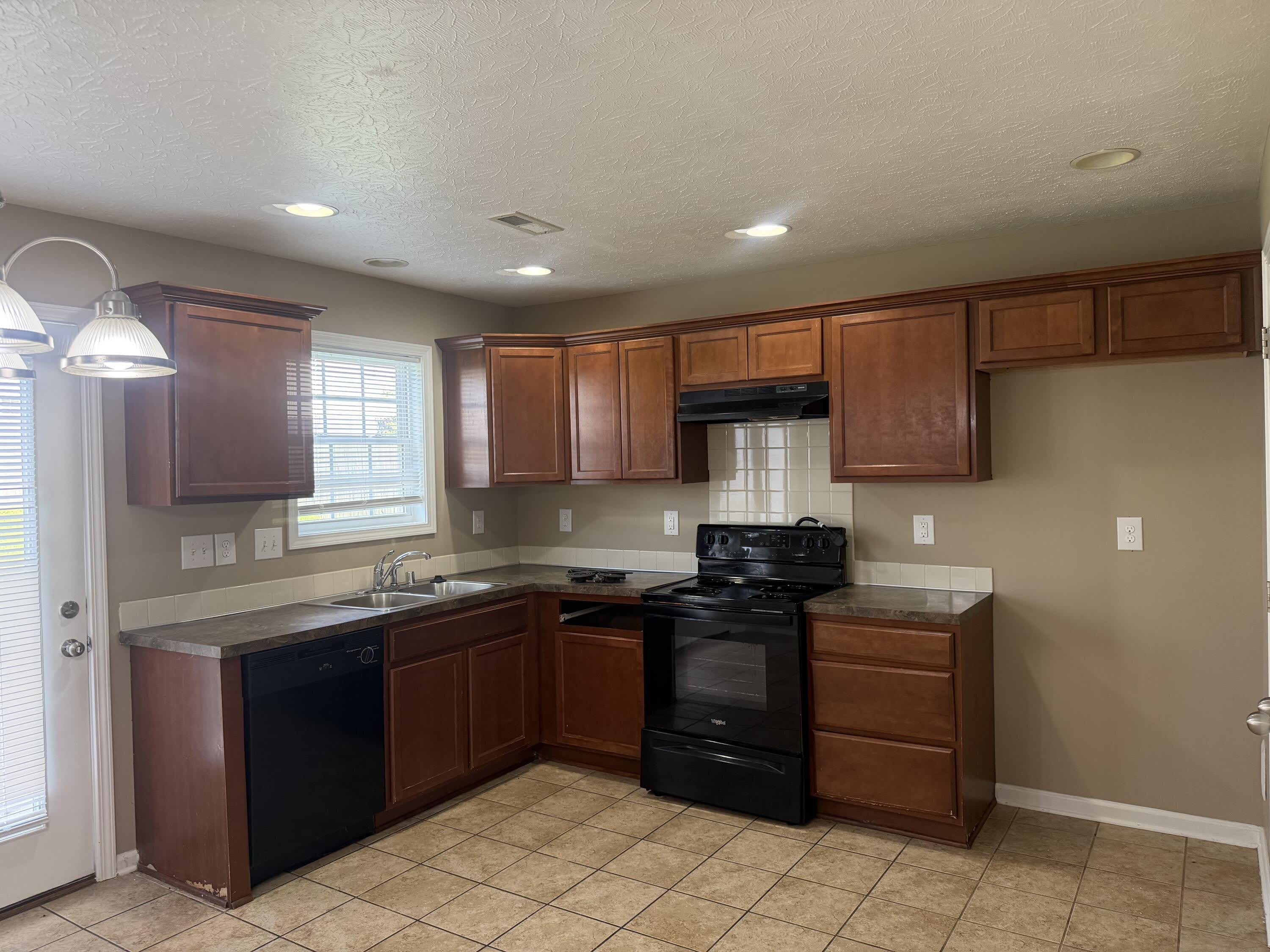 969 Sugarbush Trail – photo 2