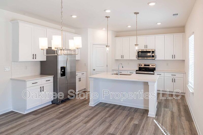 3348 Pepperpike Court – photo 3
