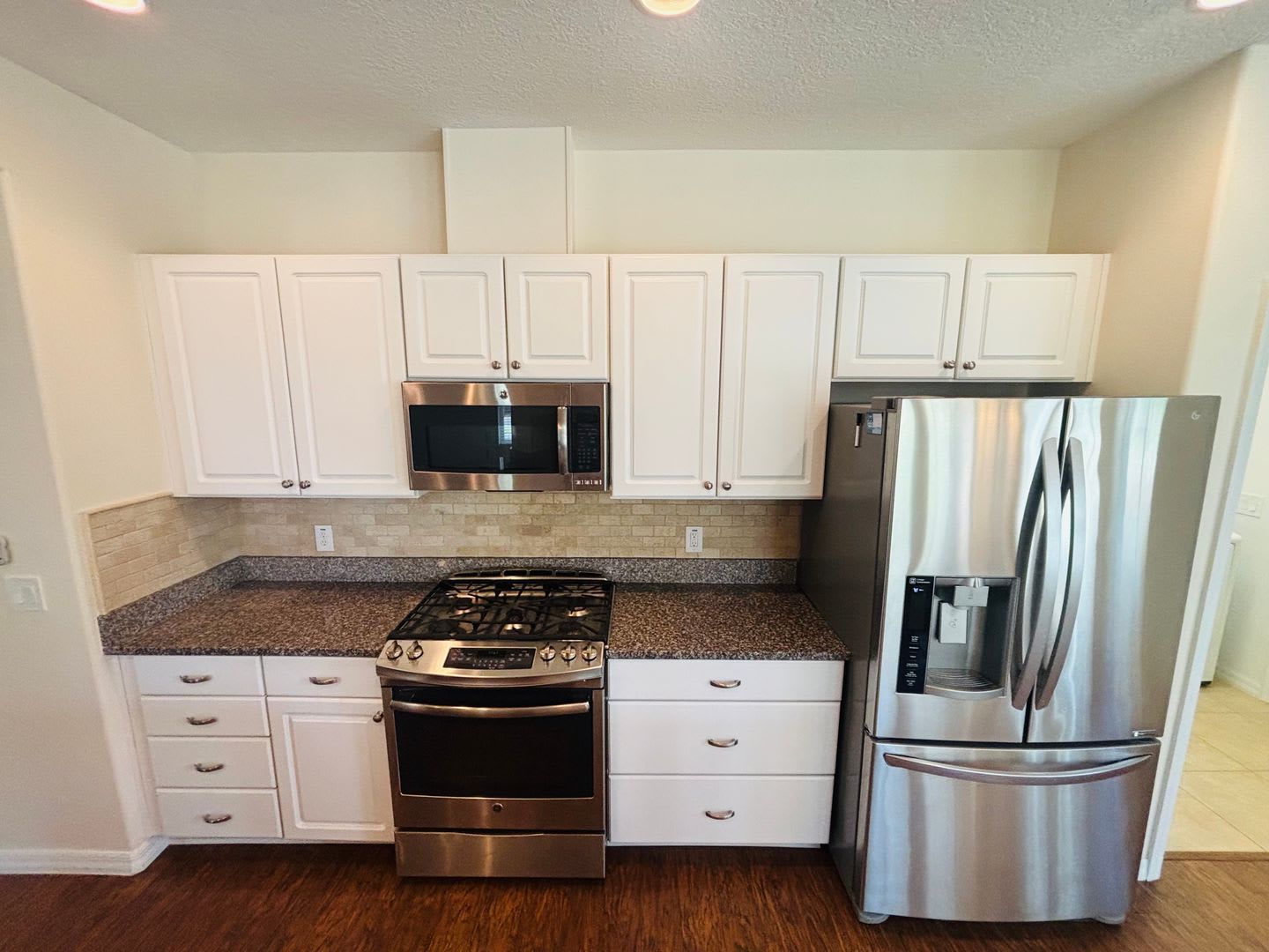 Beautiful move in ready, large 2/2 in Ocala Preserve – photo 5