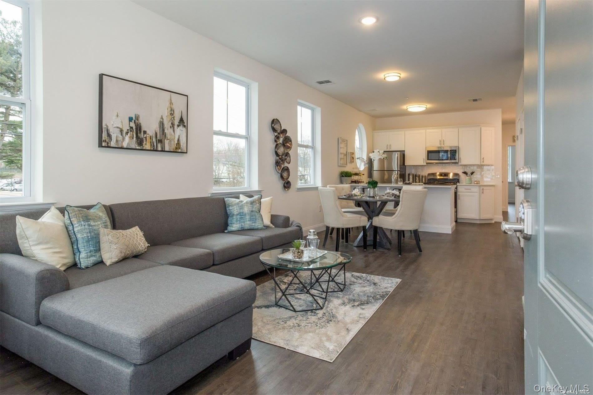 1046 New York Avenue – photo 4