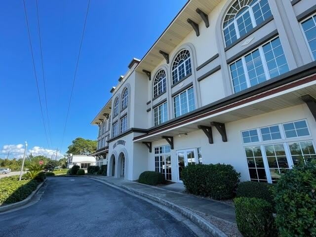 42 Business Centre Drive – photo 2
