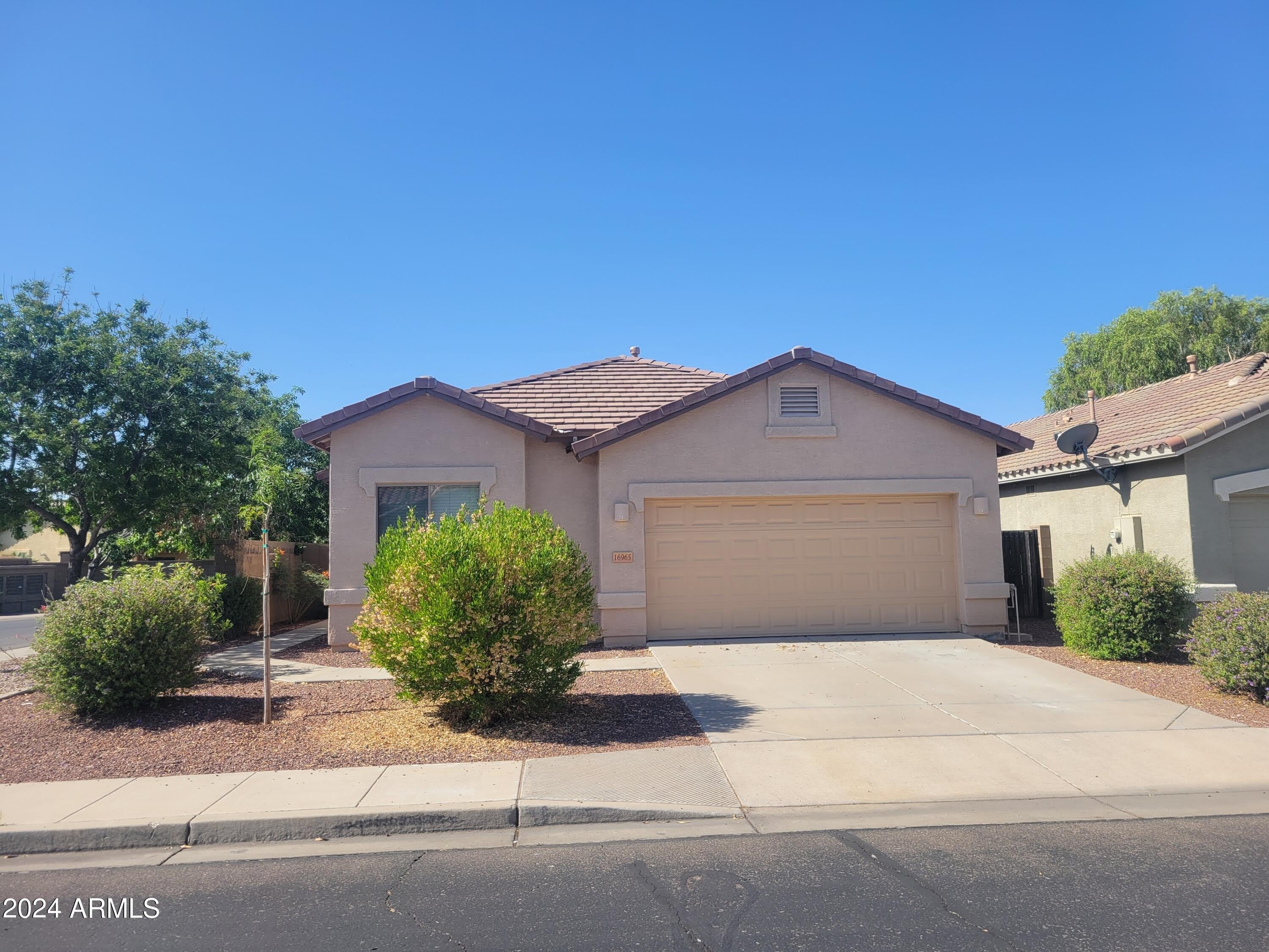 16965 W LUNDBERG Street – photo 1