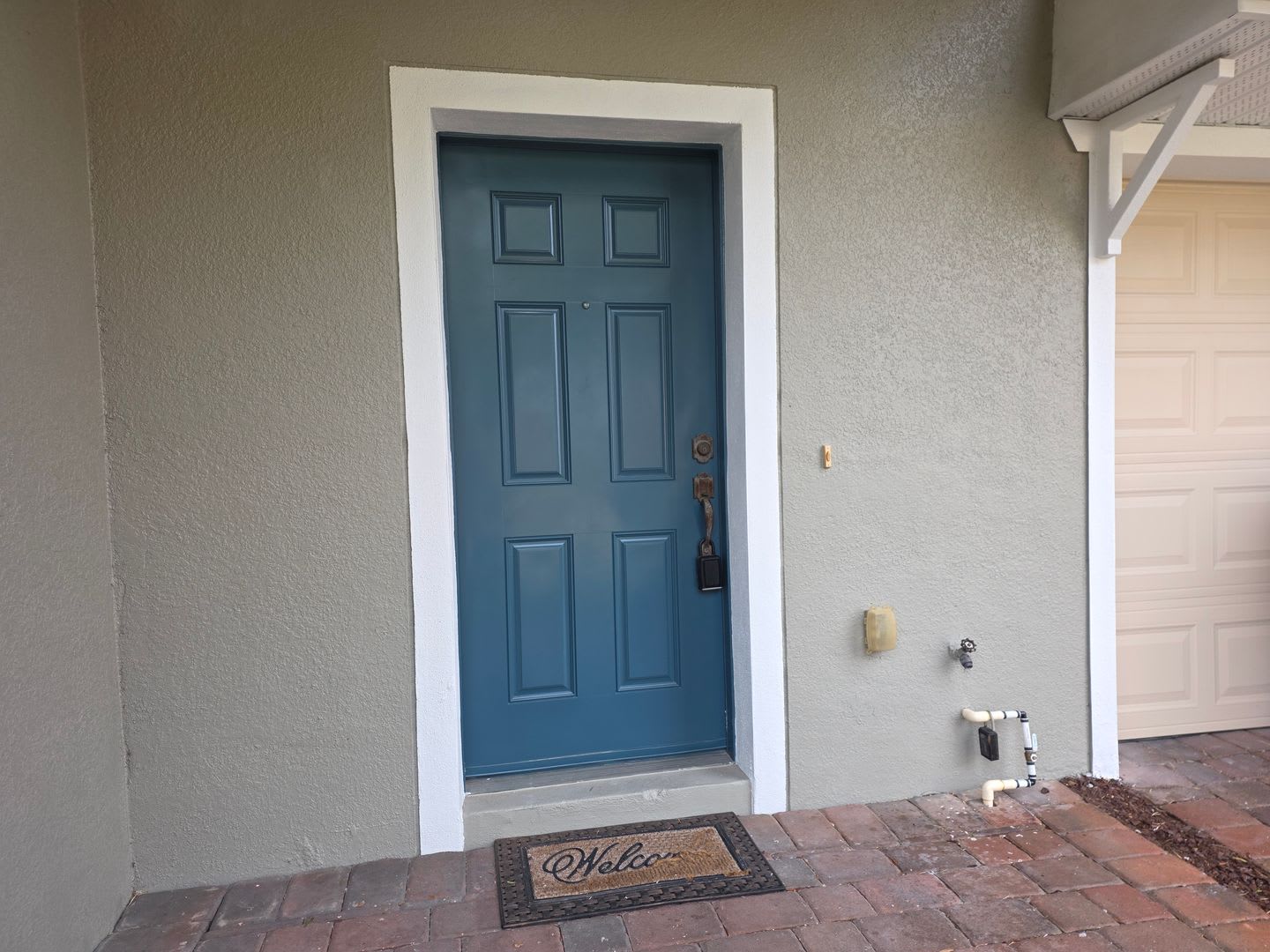 Three Bedroom Townhome in Timber Pointe at Avalon Park – photo 3