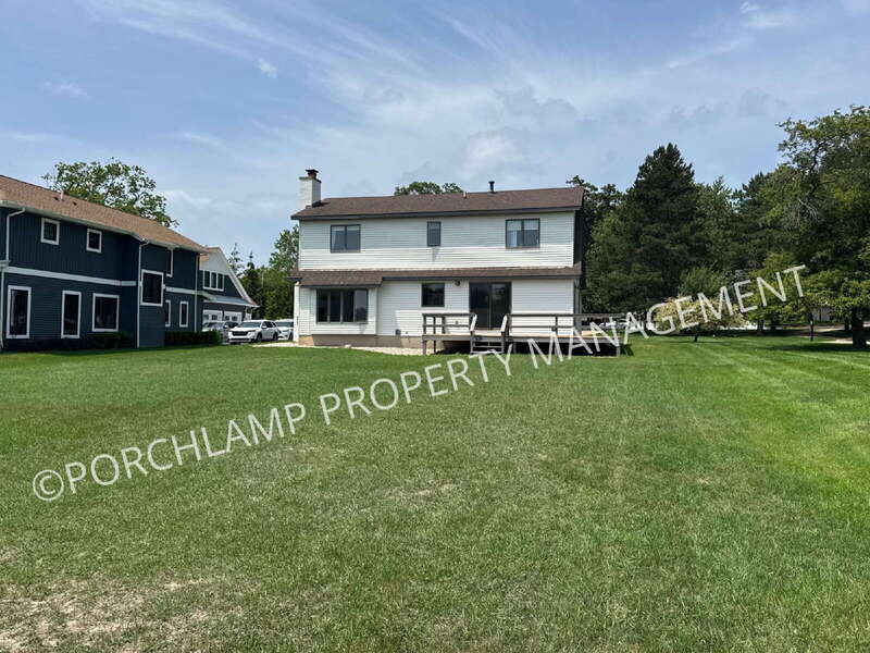 15770 Connelly Avenue – photo 3