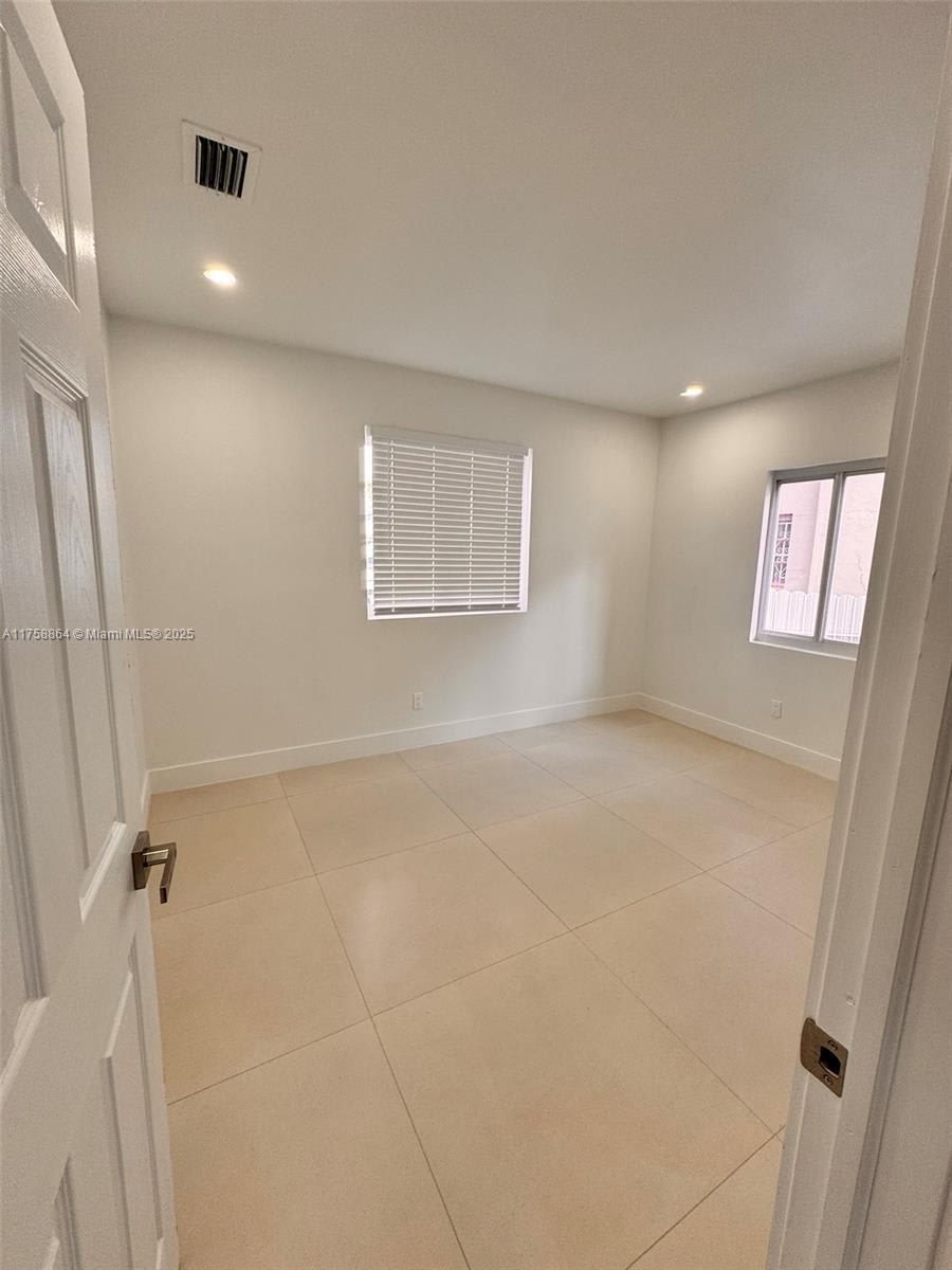 728 Nw 77Th St – photo 5