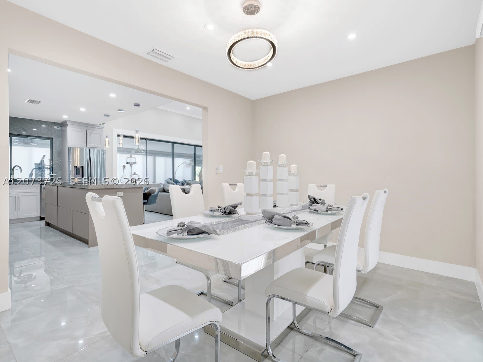621 E Tropical Way – photo 4