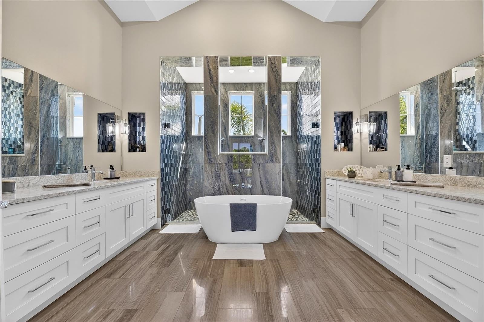 638 MANNS HARBOR Drive – photo 5