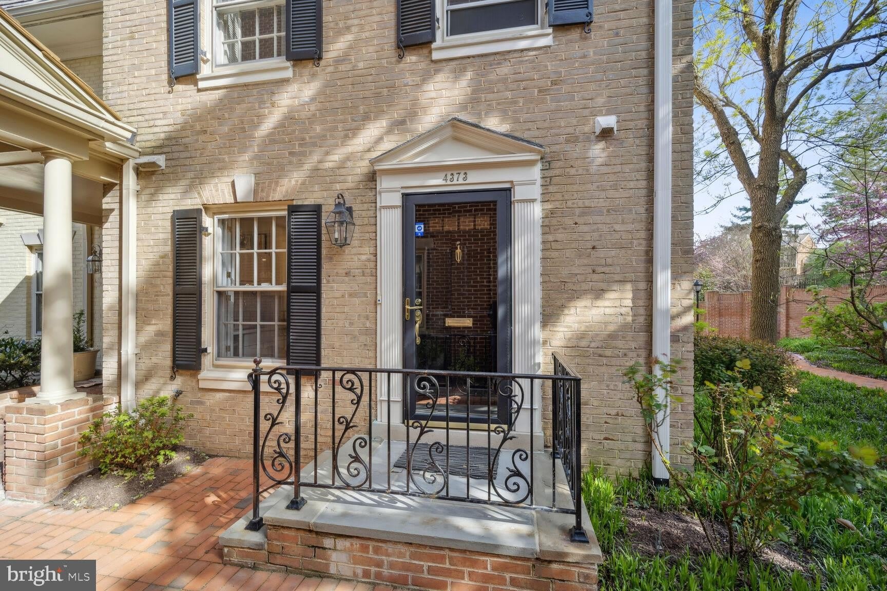 4373 Westover Place Nw – photo 1