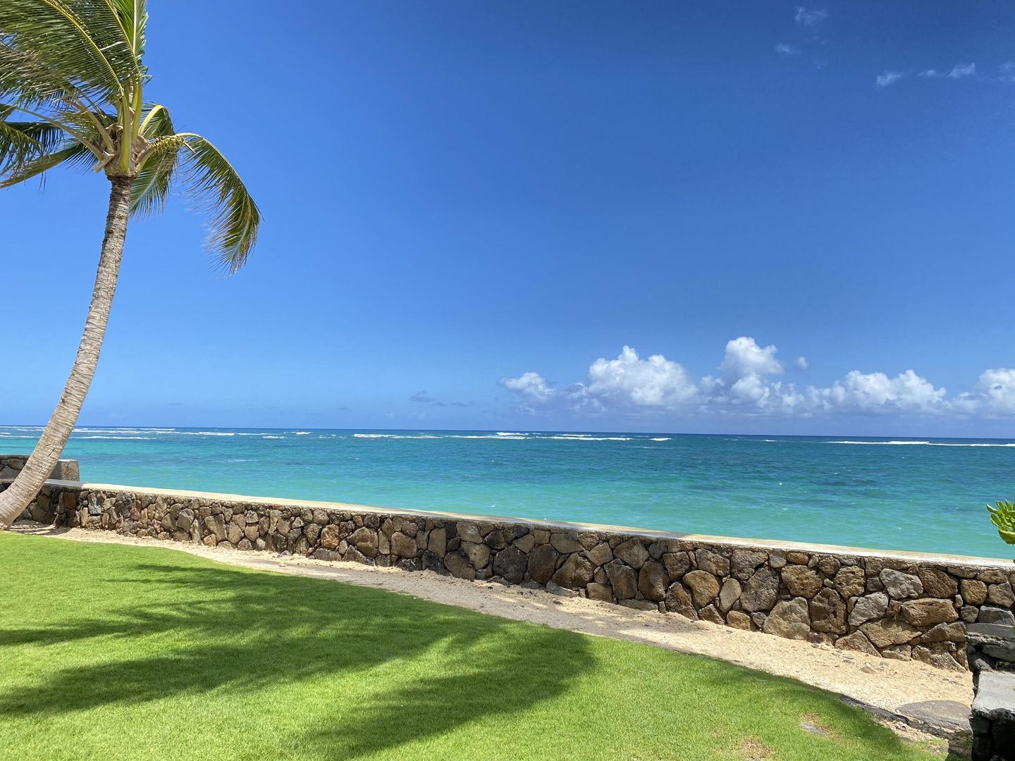 Oceanfront Home on Oahu's North Shore with Spa. Hale Oka Nunu – photo 2