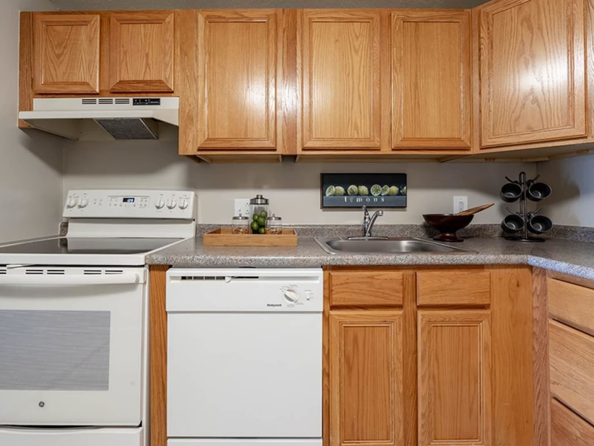 Princeton Park Apartments – photo 5