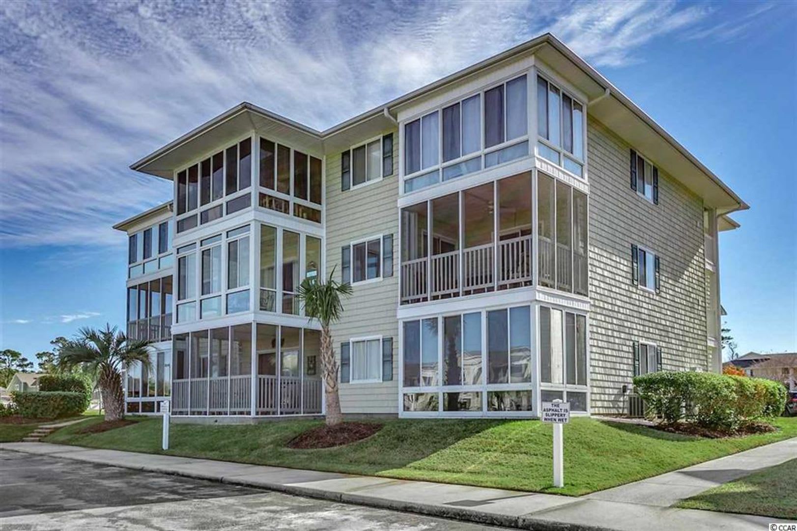 Seasonal Rental Waterway Oasis – photo 1