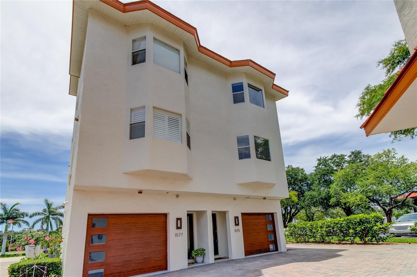 1575 PINELLAS BAYWAY Way S – photo 2