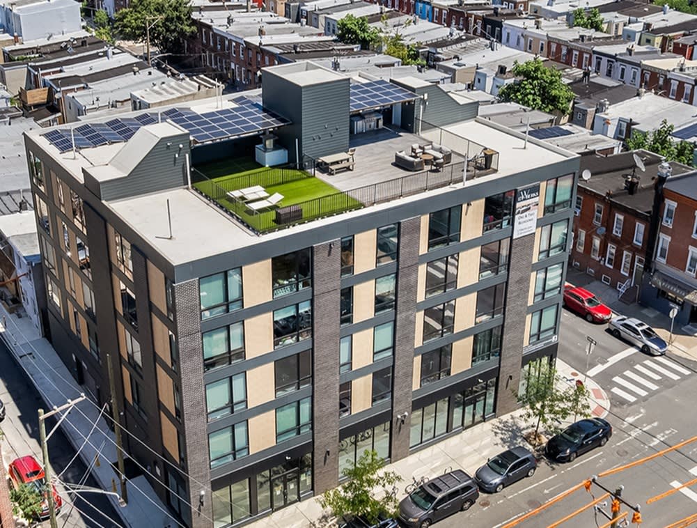 171 W Berks – photo 1