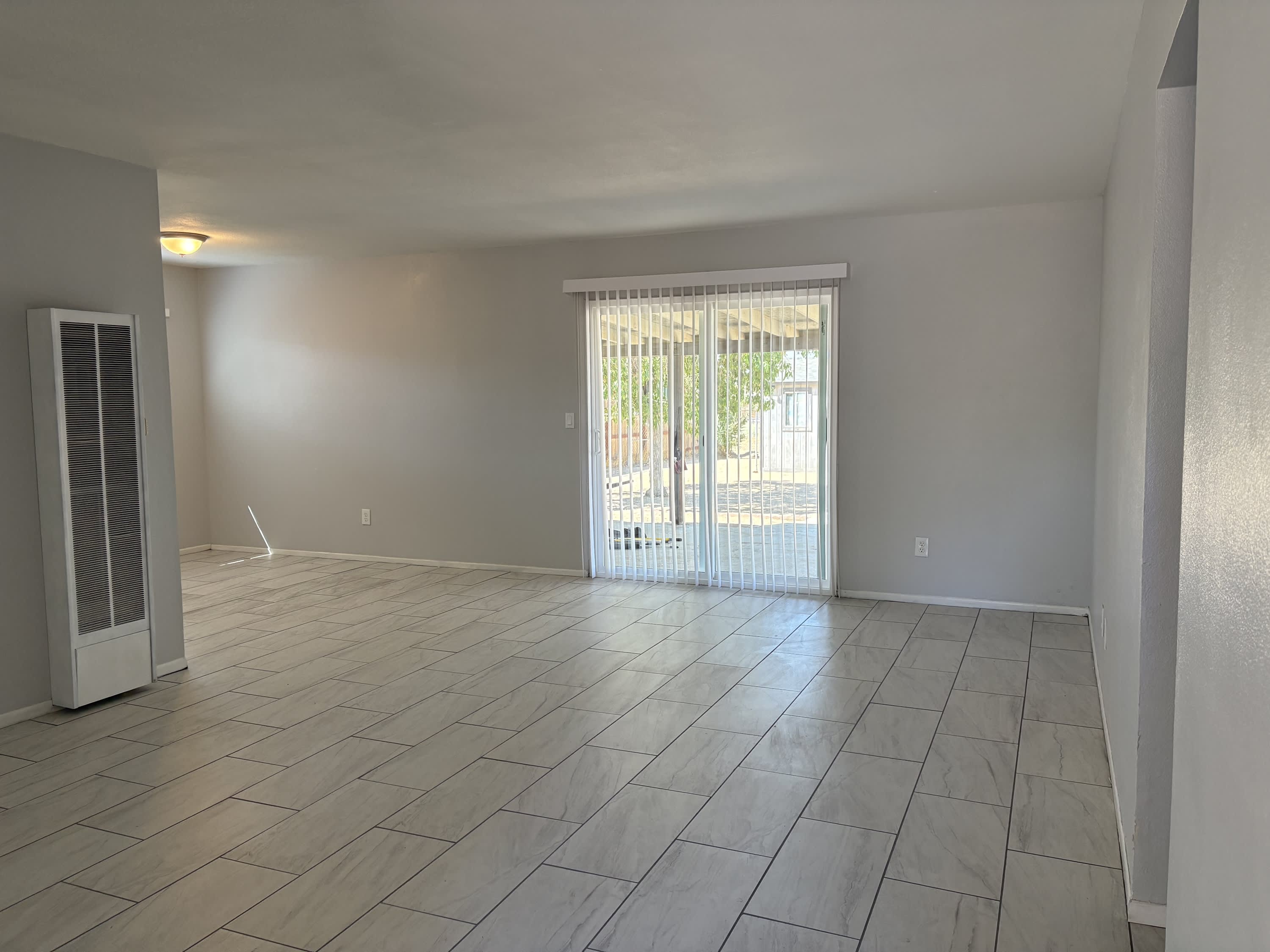 18938 Live Oak Street – photo 2