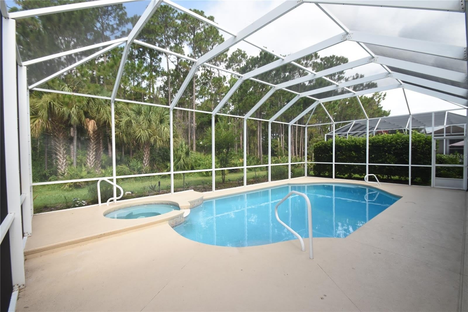 1216 HAMPSTEAD Lane – photo 2