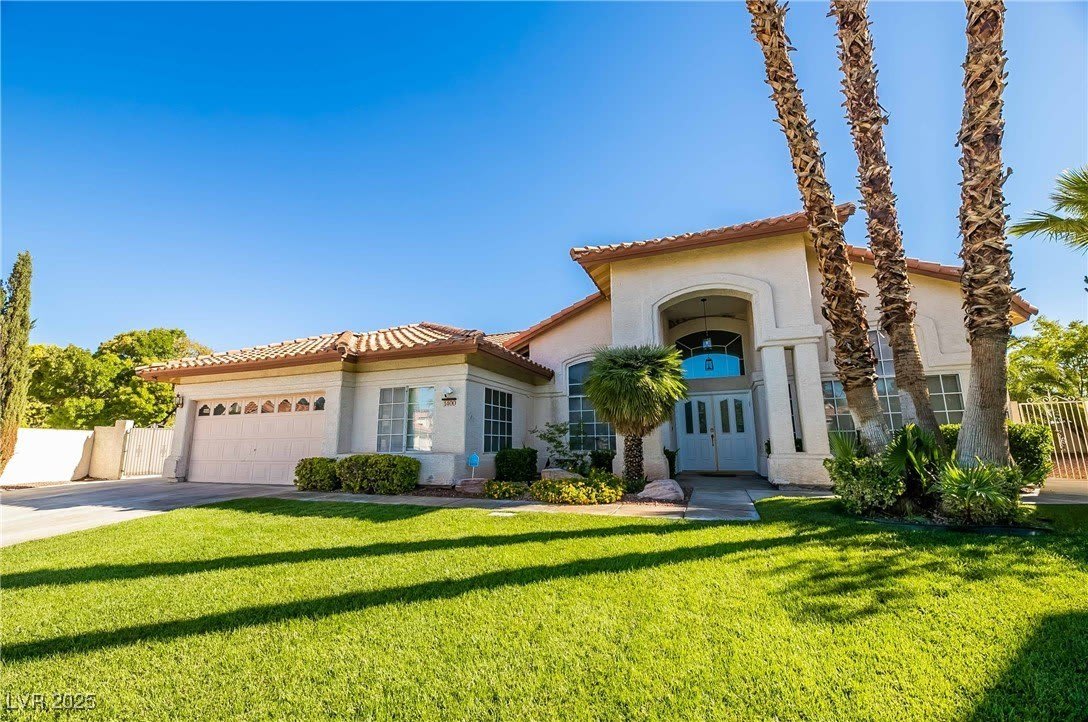 1400 Castle Crest Drive – photo 3