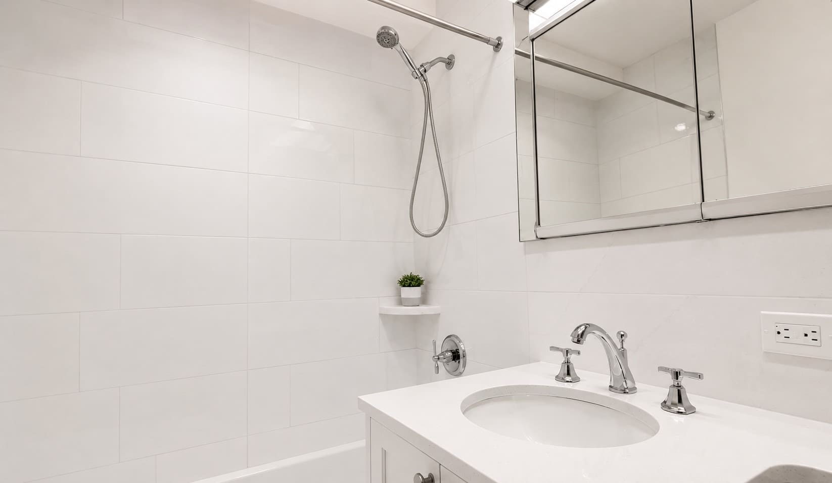 506 E 76th St – photo 5