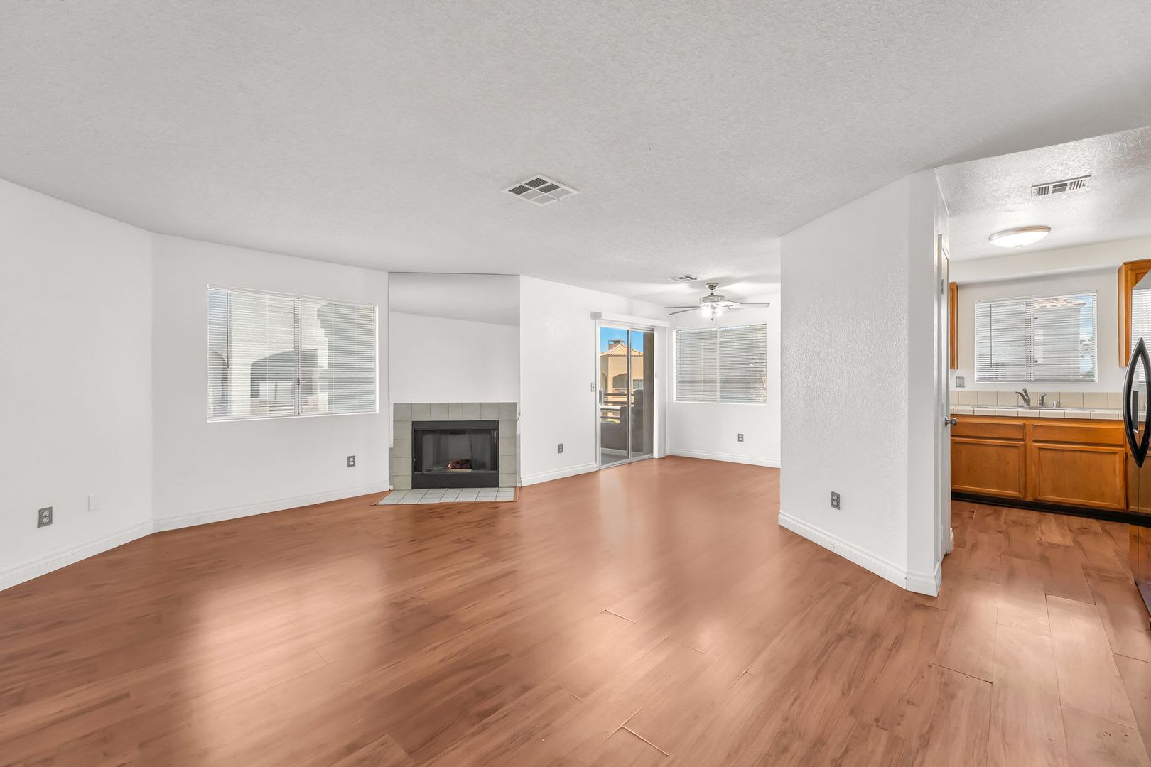 Inviting Sunset Bay Condo with Private Balcony & Community Pool! – photo 5