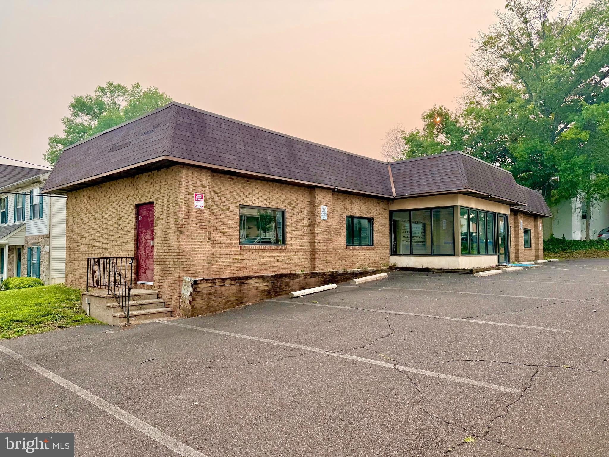 326 N MAIN Street – photo 4
