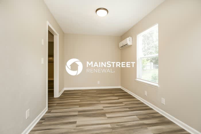 1010 Wingate Street – photo 3