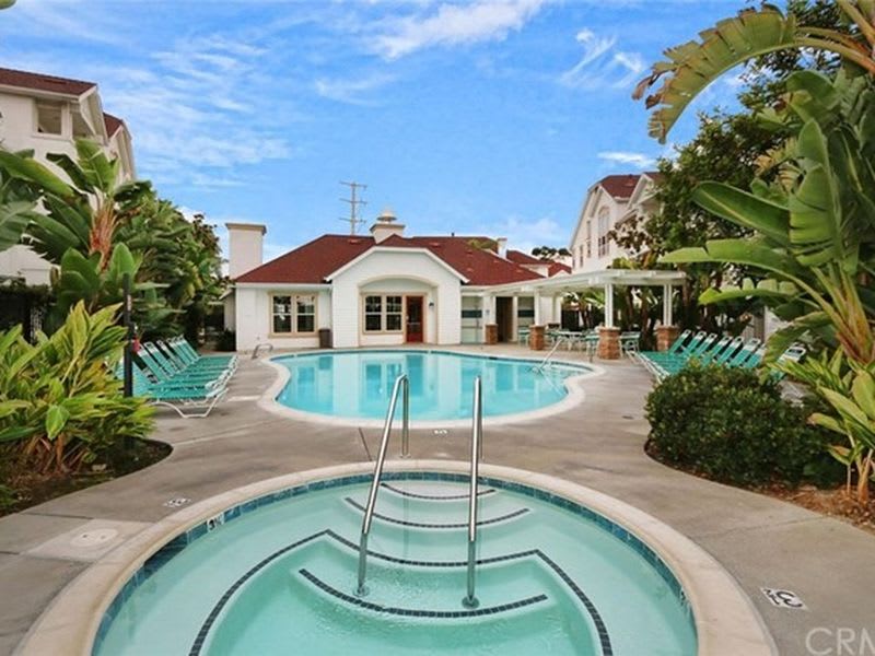 835 Harbor Cliff Way – photo 1