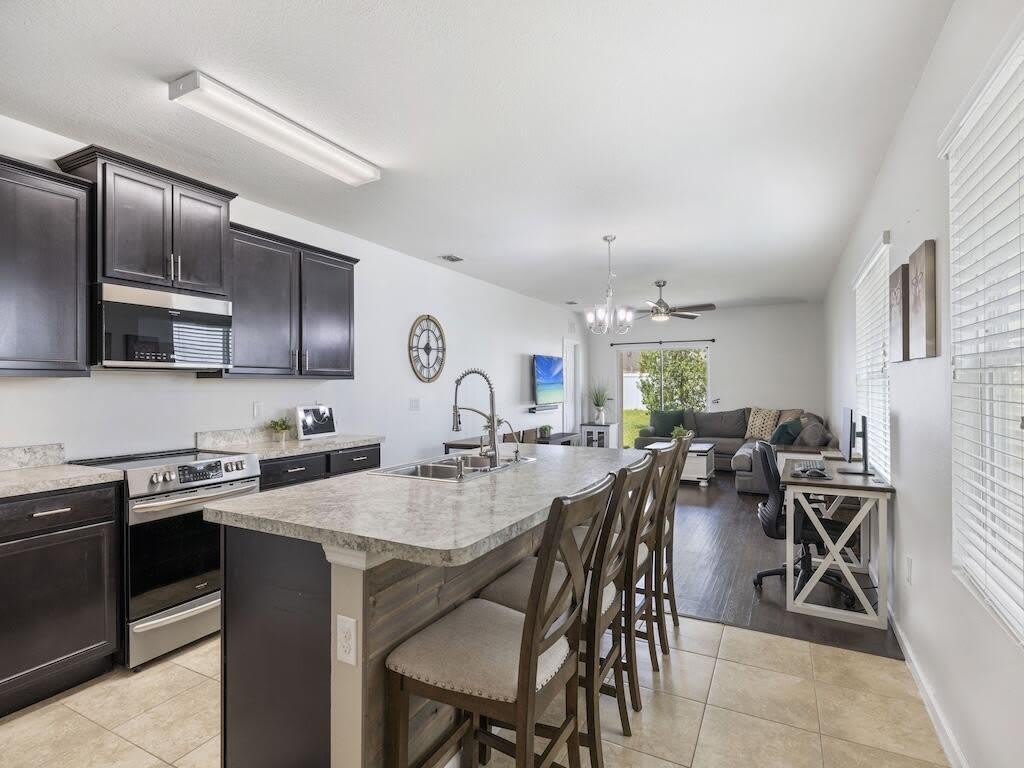 10057 SW Newberry Avenue – photo 5