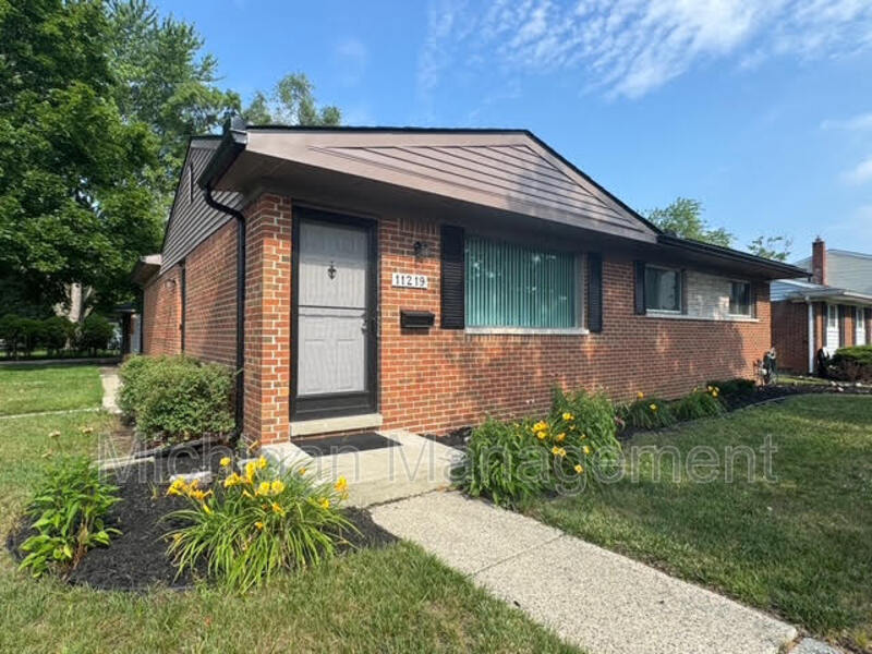 11219 Morgan Ave – photo 1