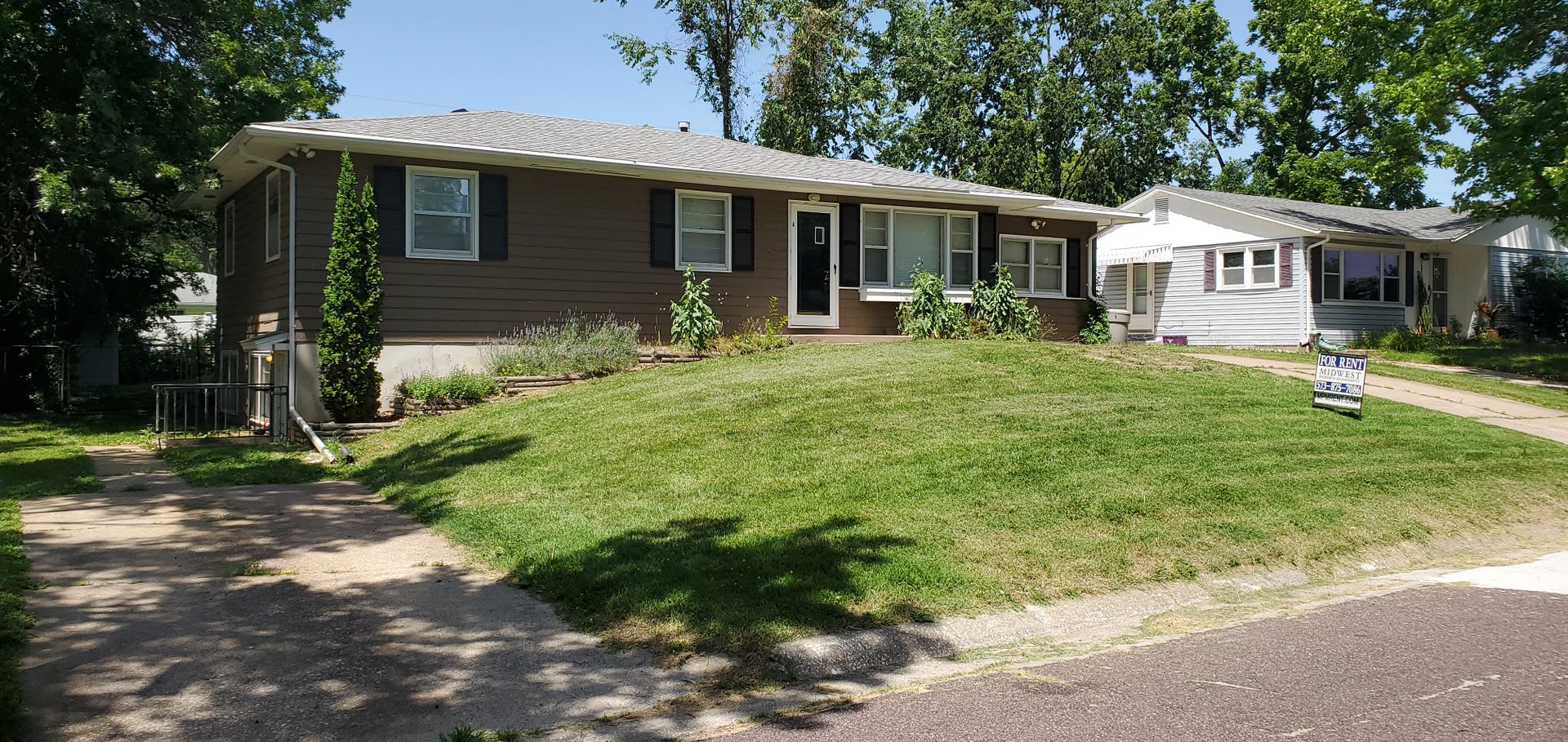 1607 Highridge Dr – photo 1