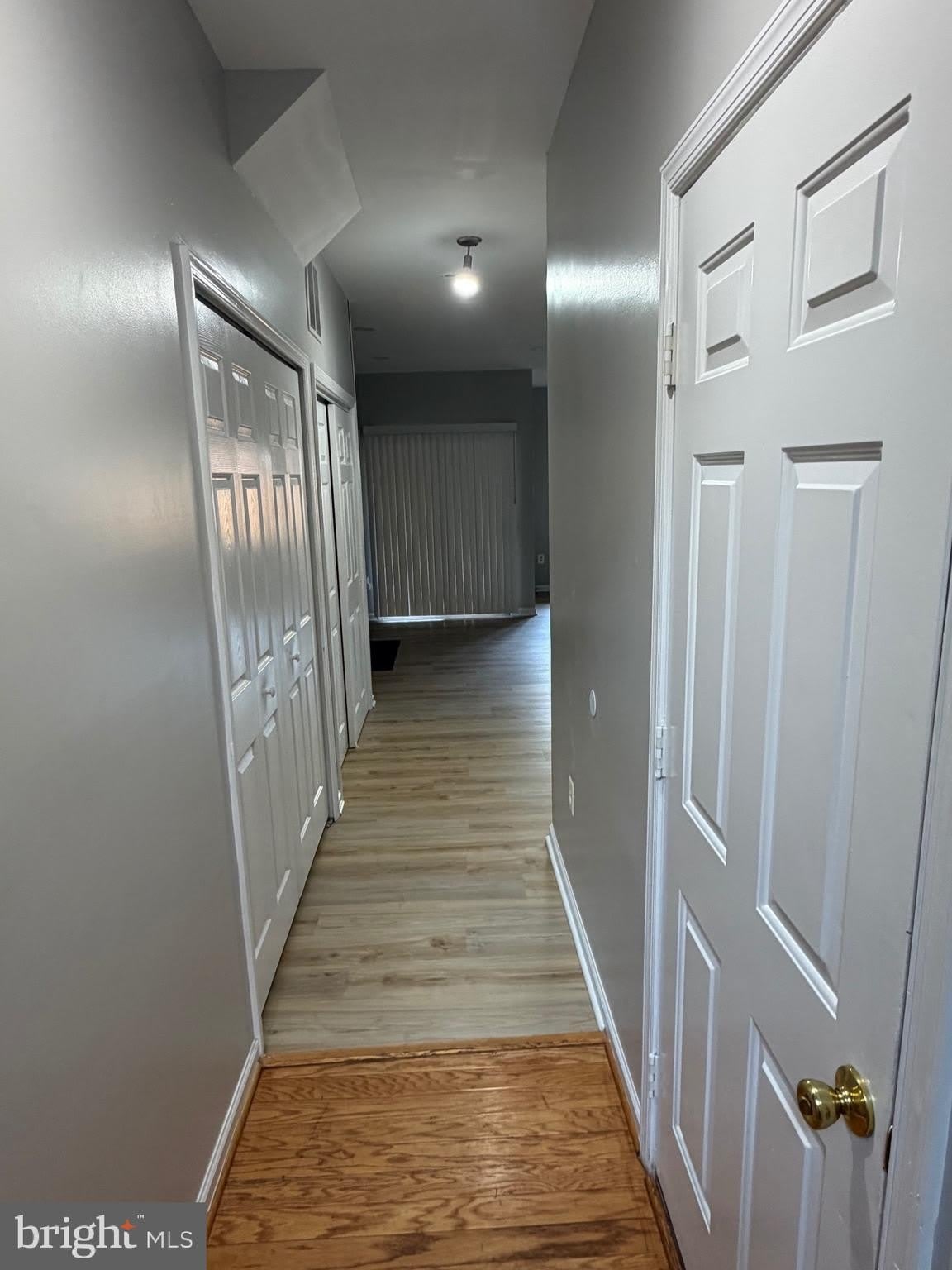 21779 BRONDESBURY PARK Terrace – photo 3