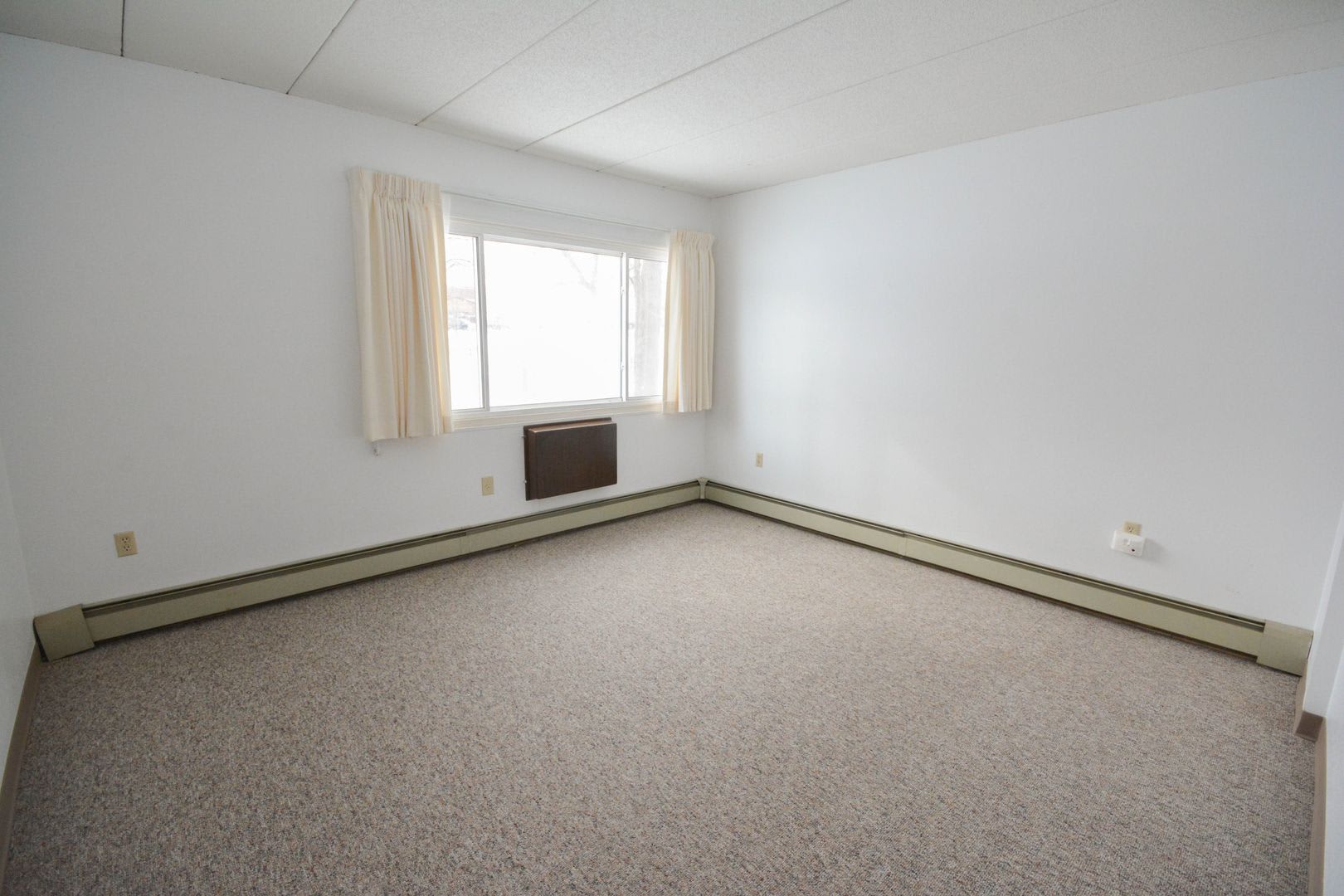 Stewartvilla Apartments – photo 3