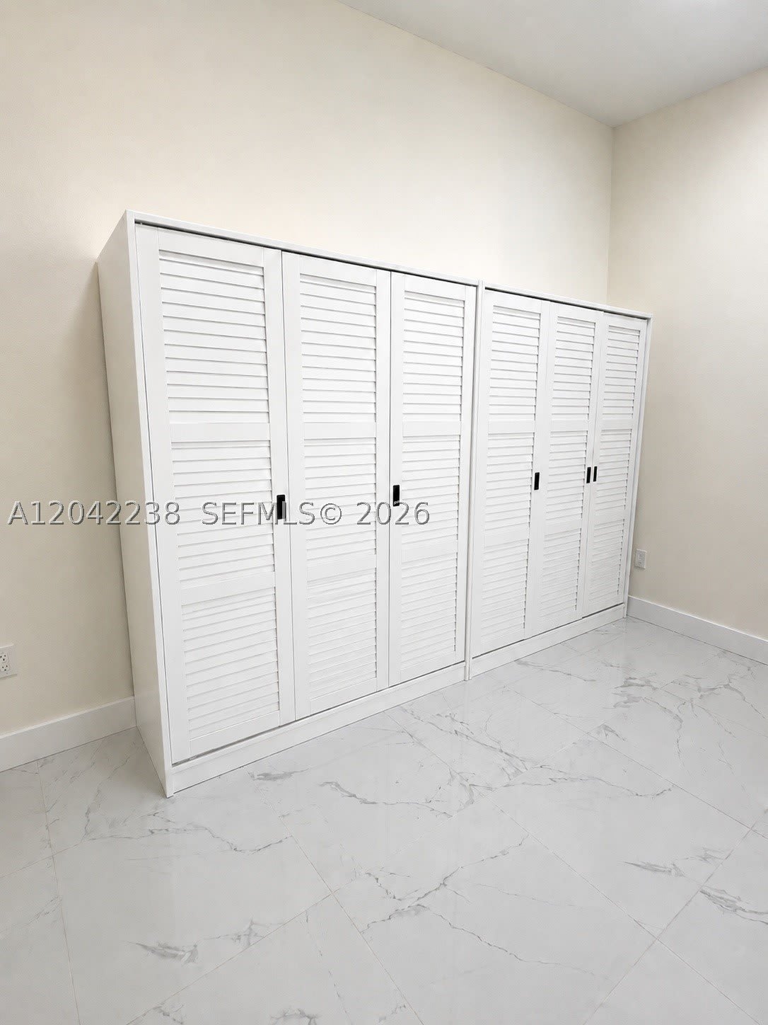 15571 SW 183rd Ln – photo 4