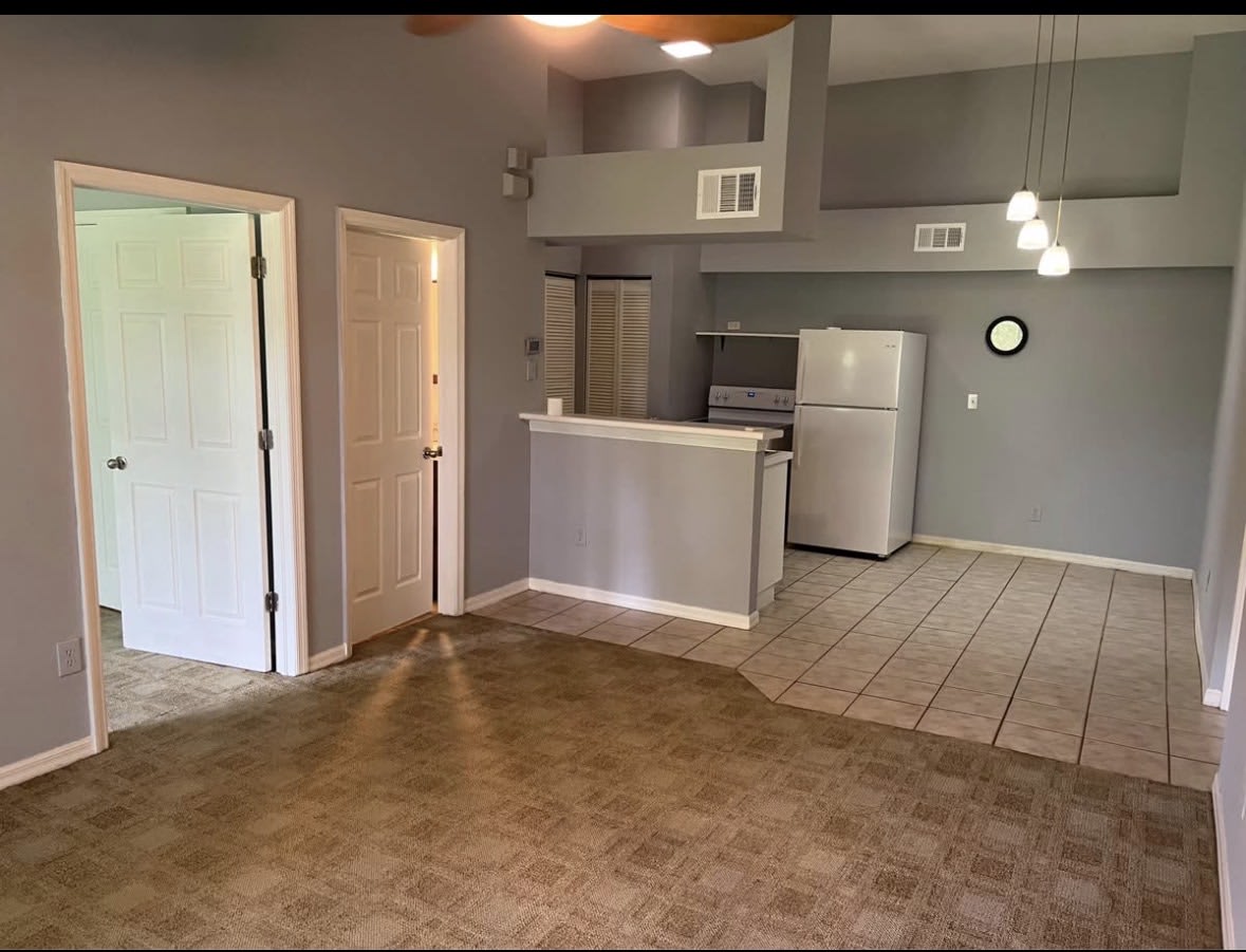 27075 Matheson Avenue – photo 2