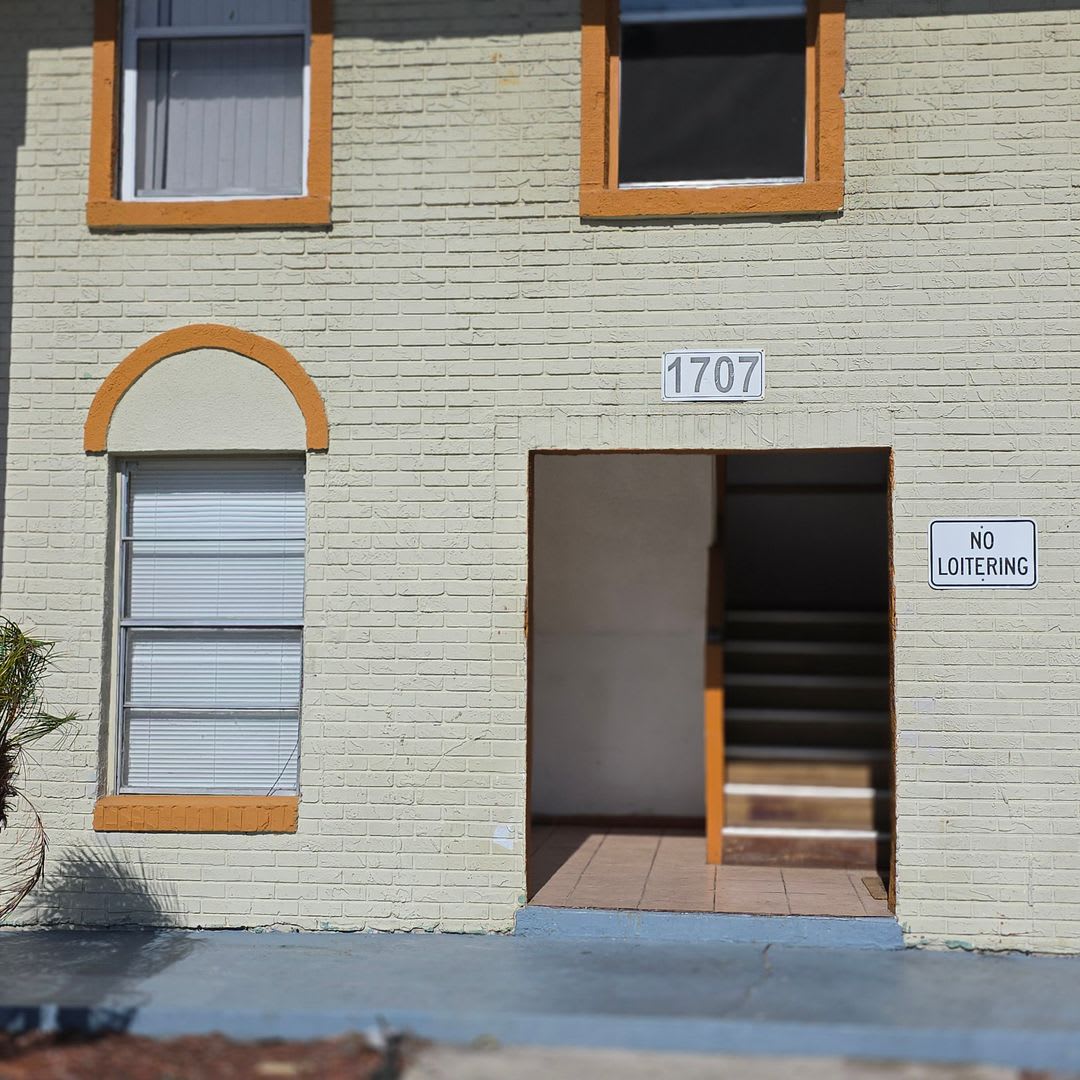 Condo 2 bed 2 bath – photo 1