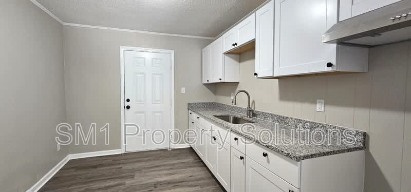 307 North Hall Street – photo 3