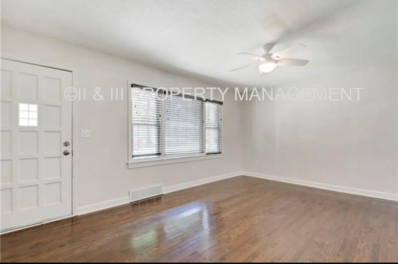 6406 West 72nd Terrace – photo 3