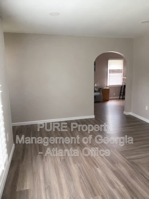 1880 Dorsey Ave – photo 5