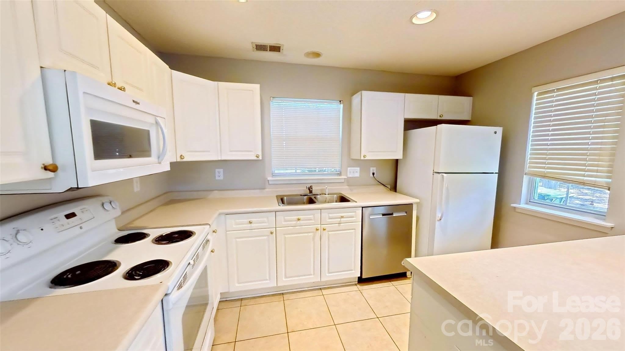 2205 Cigar Court – photo 5